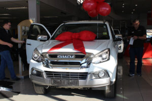 CMH Isuzu- Isuzu Mu-X first delivery from Isuzu East rand