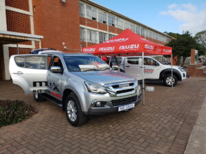 CMH Isuzu Umhlanga- Silver Isuzu MUX