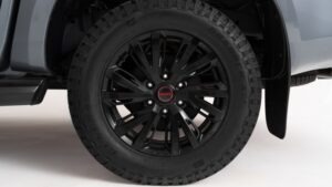 New ISUZU D-MAX 3.0 Ddi HR X-Rider Auto Double Cab Alloy Wheels